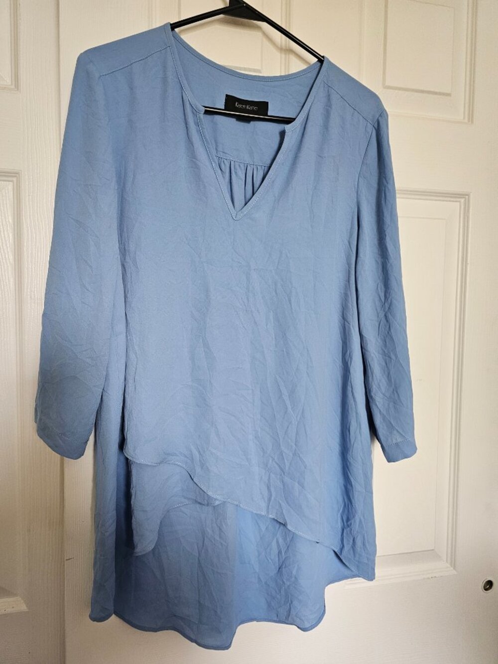 Karen Kane Periwinkle Blue Split V-Neck High-Low Top, Size S